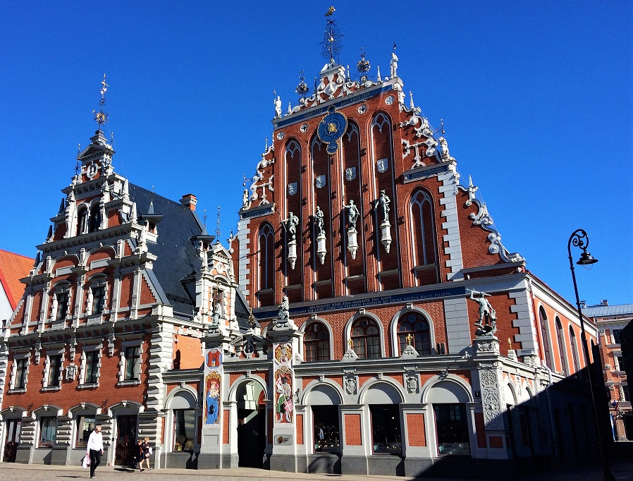 Het gemeenteplein van Riga