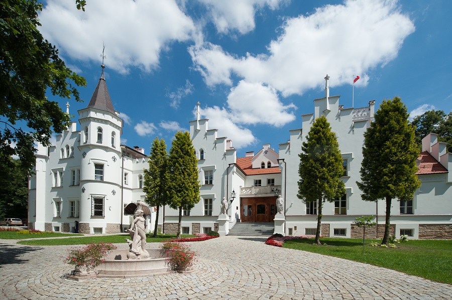 Hotel Pałac Sulisław 5*