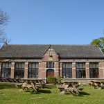 La vallée de Colen, la taverne dans l'ancienne petite école de l'abbaye