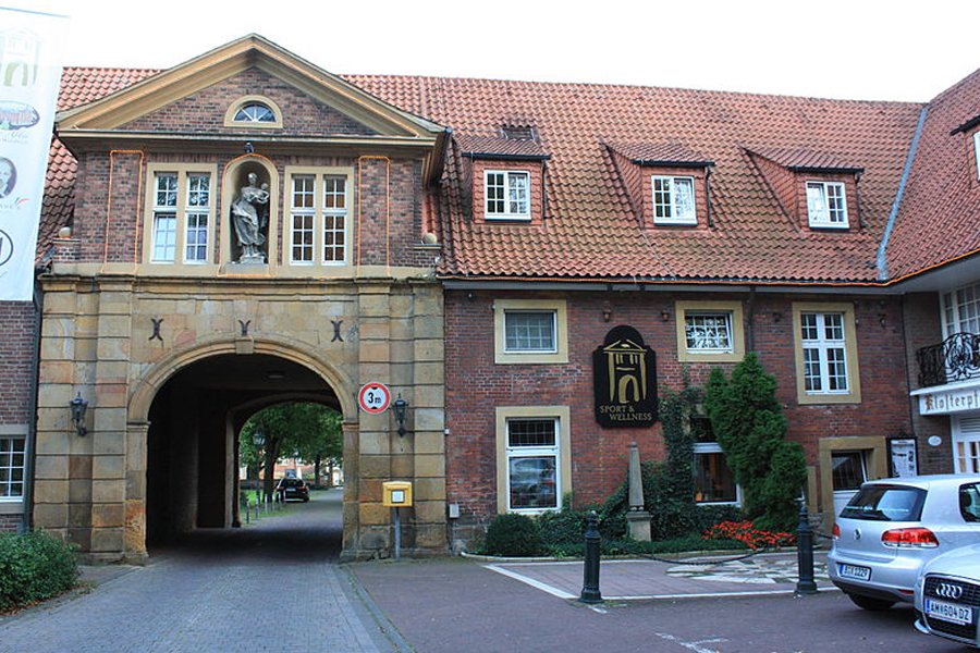 Marienfeld Klosterpforte