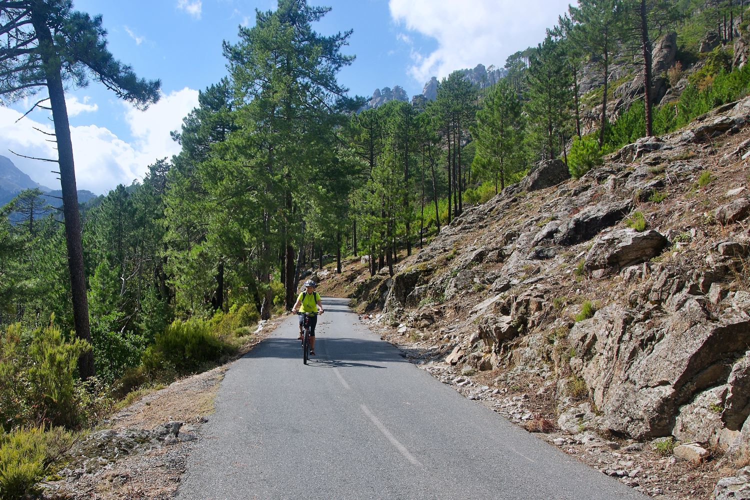 Corsica: wij testten 3 tochten met elektrische fietsen voor u!