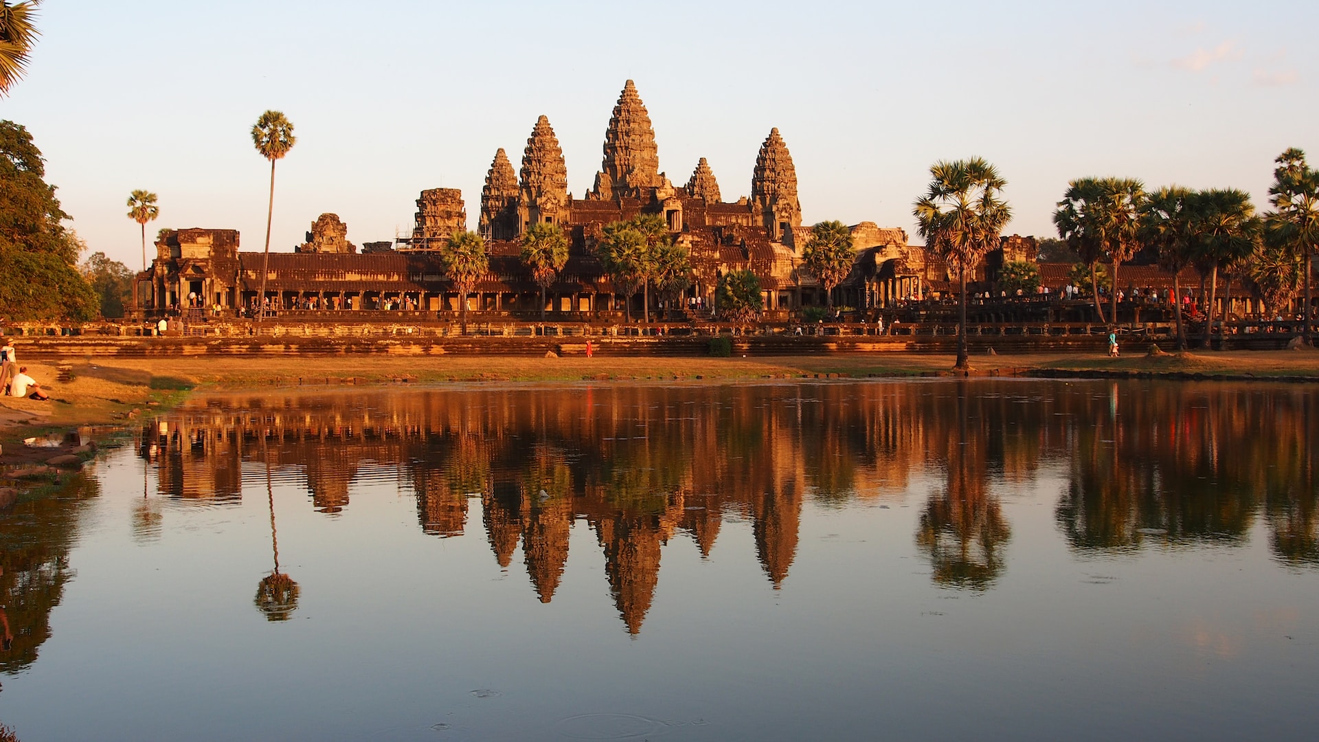 Een nieuw vliegveld voor de Angkor tempel!