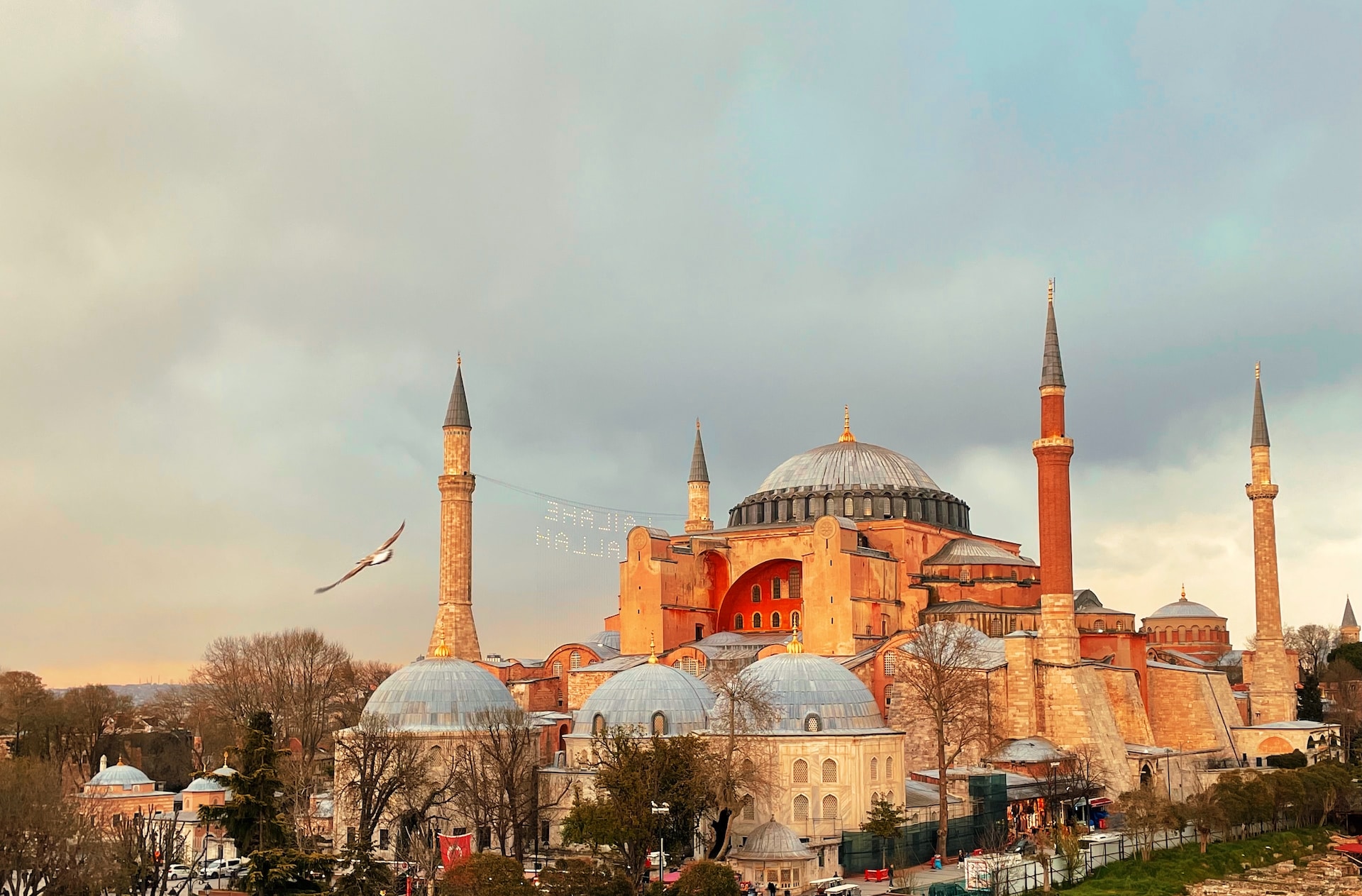 Istanbul : la basilique Sainte-Sophie désormais payante pour les touristes étrangers !