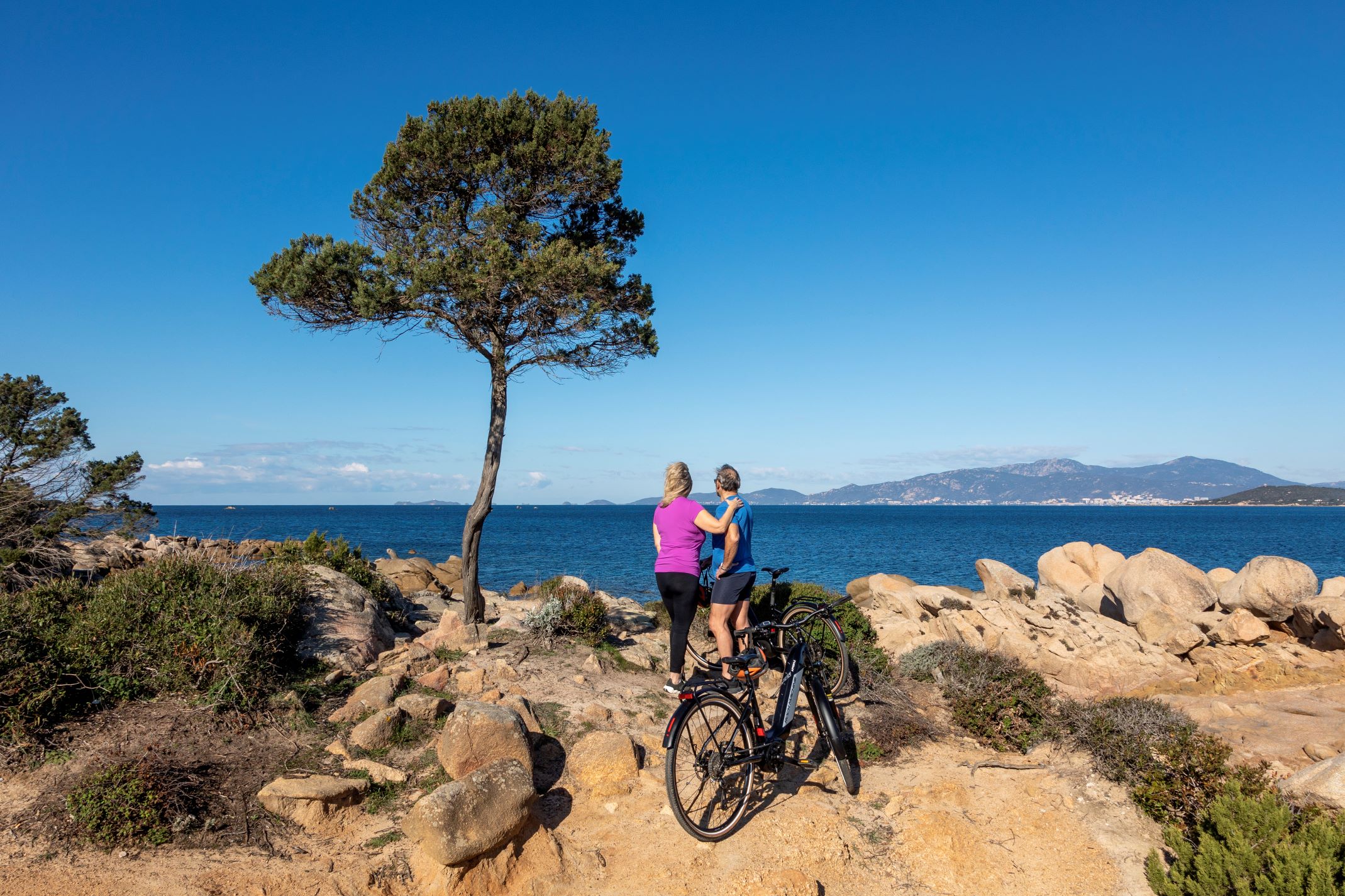 Laat je in Corsica bedwelmen door de natuur of sport
