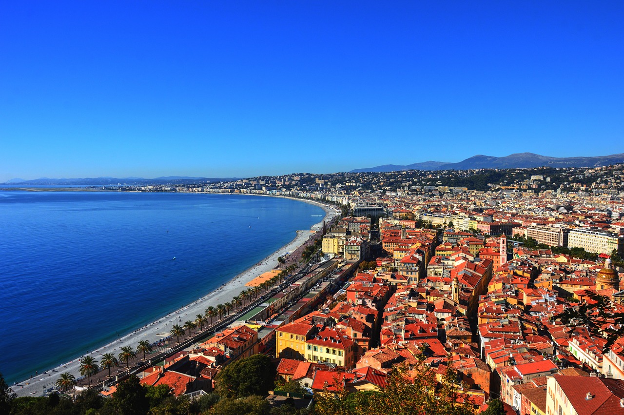 Espresso Riviera : un nouveau train glamour le long de la côte d’Azur !