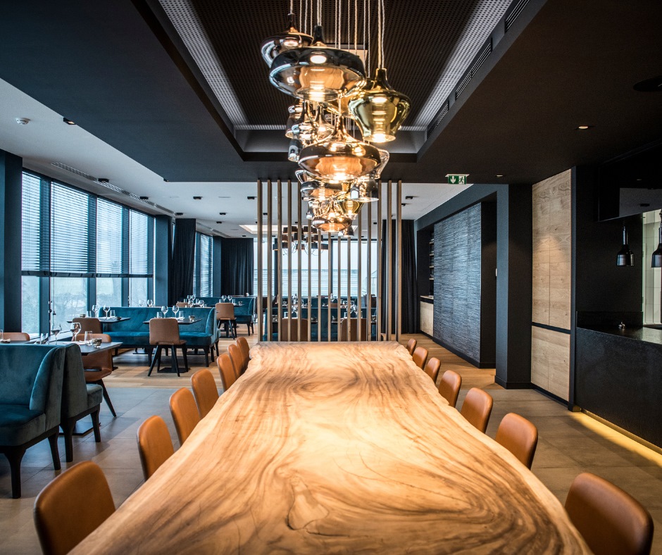 r-hotel