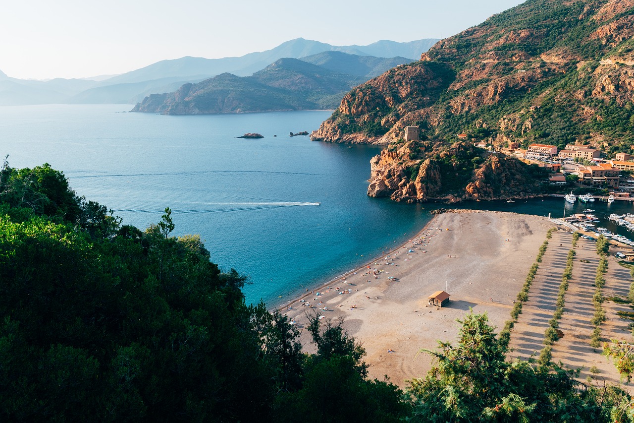 La Corse ne se résume pas à ses jolies plages et à ses villages pittoresques… En voici 5 preuves !