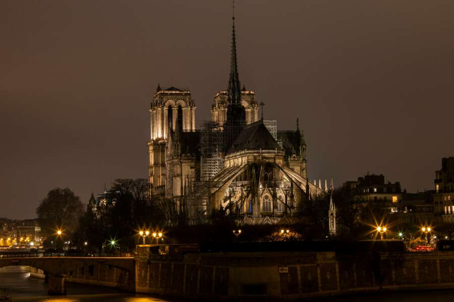 notre dame paris