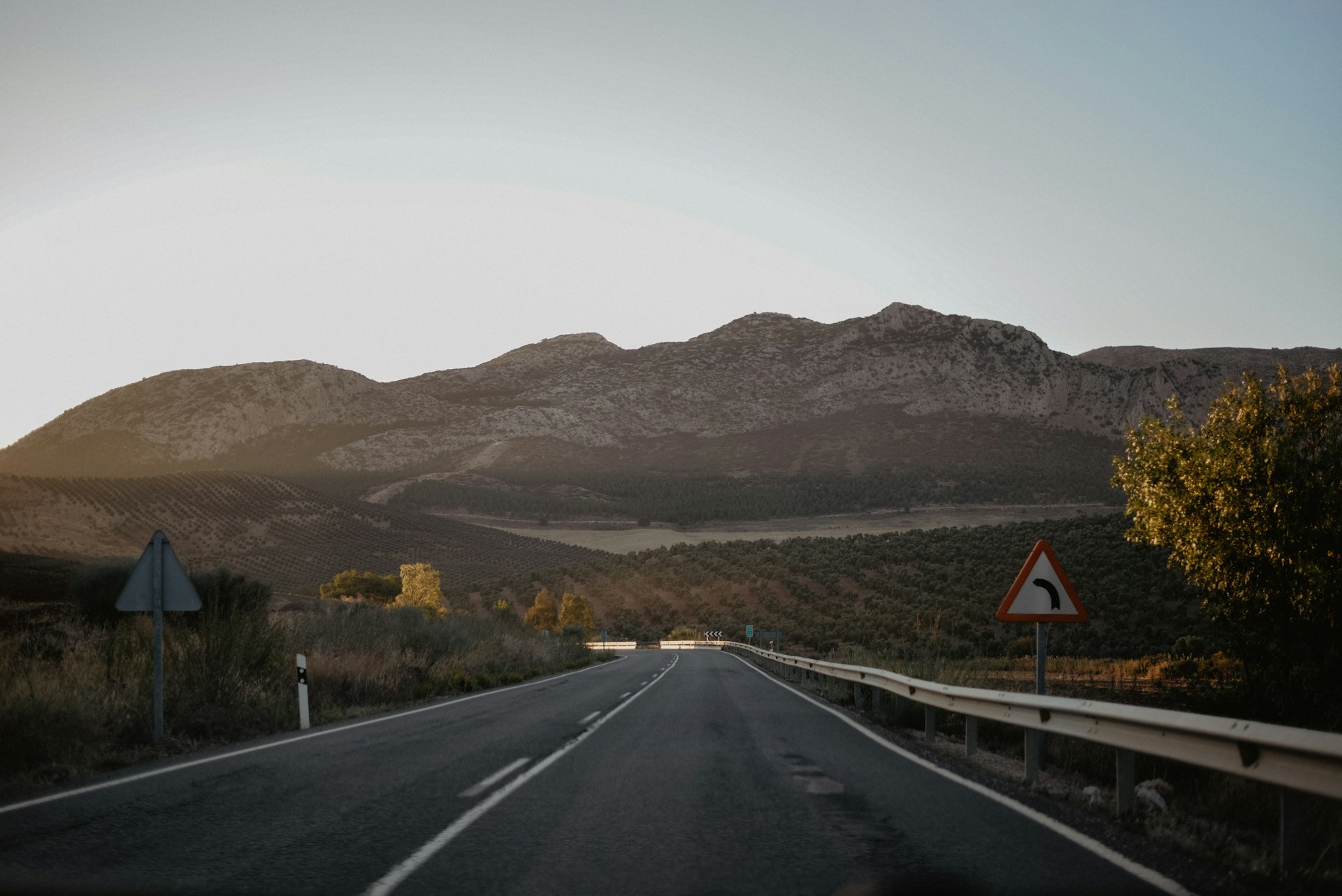 Conduire en Espagne : 7 règles insolites à connaître !