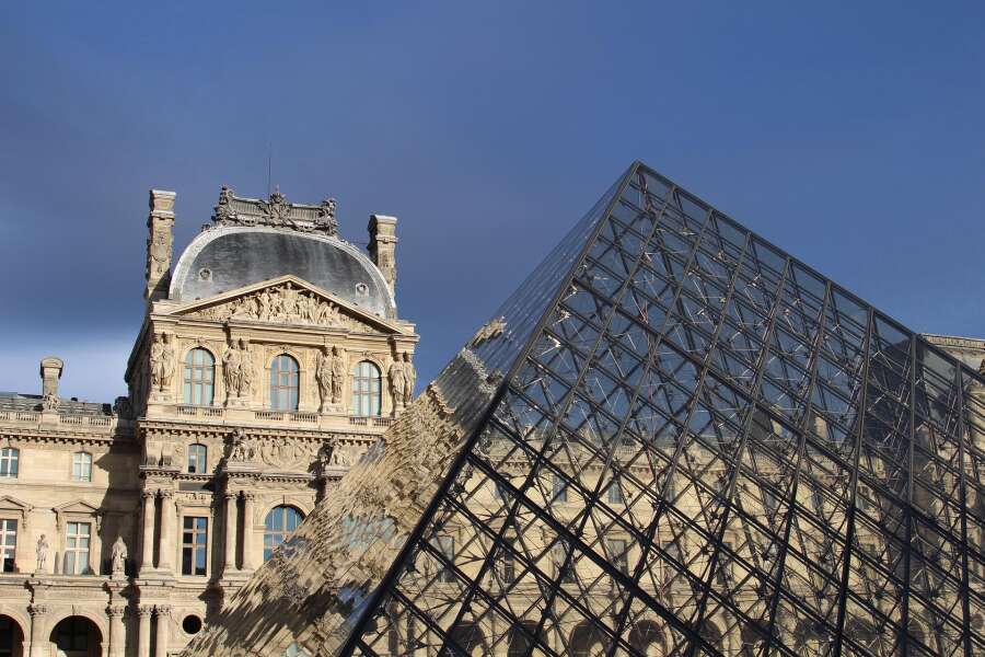 louvre-museum