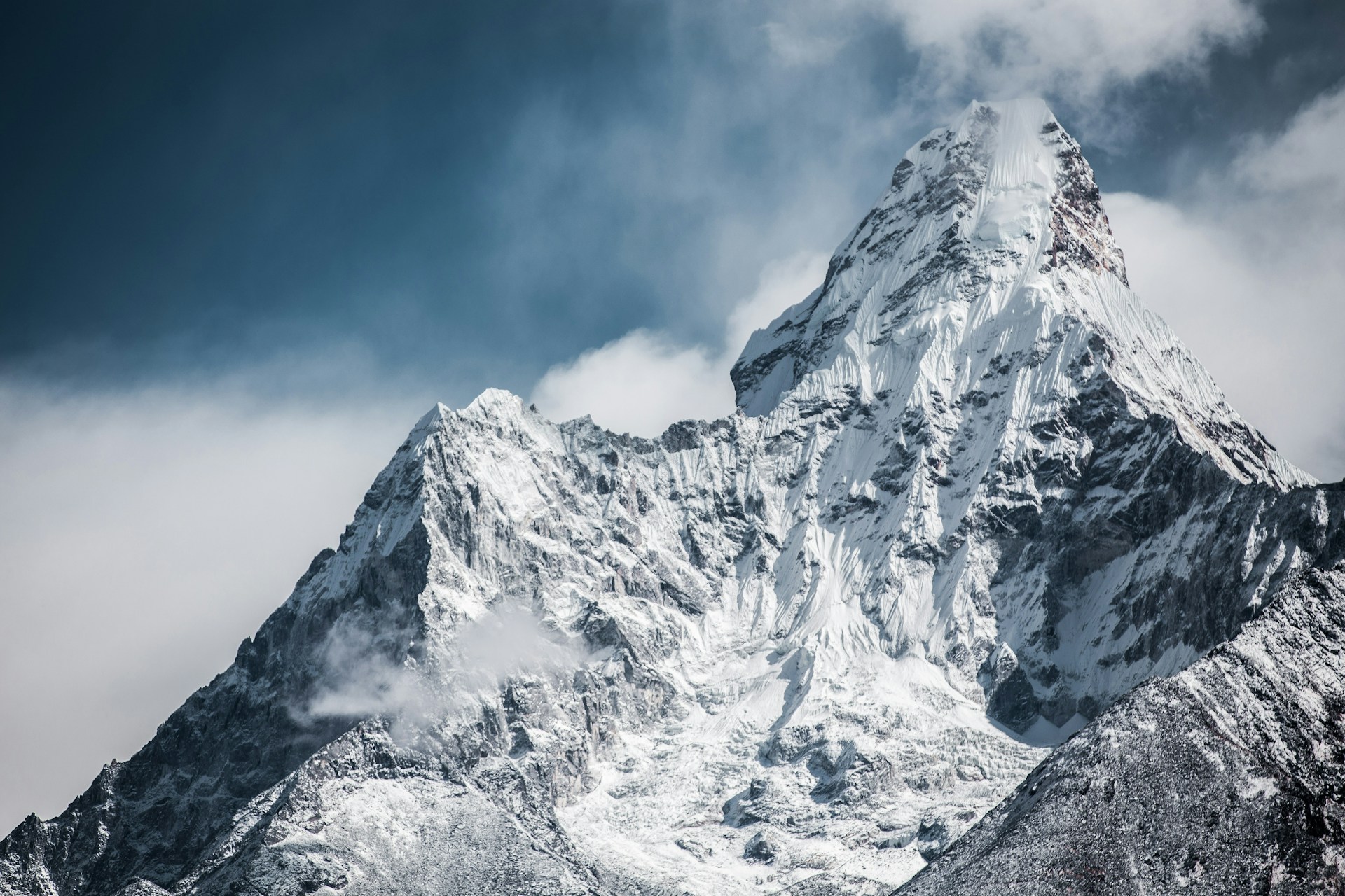 Everest : une première victime cette année