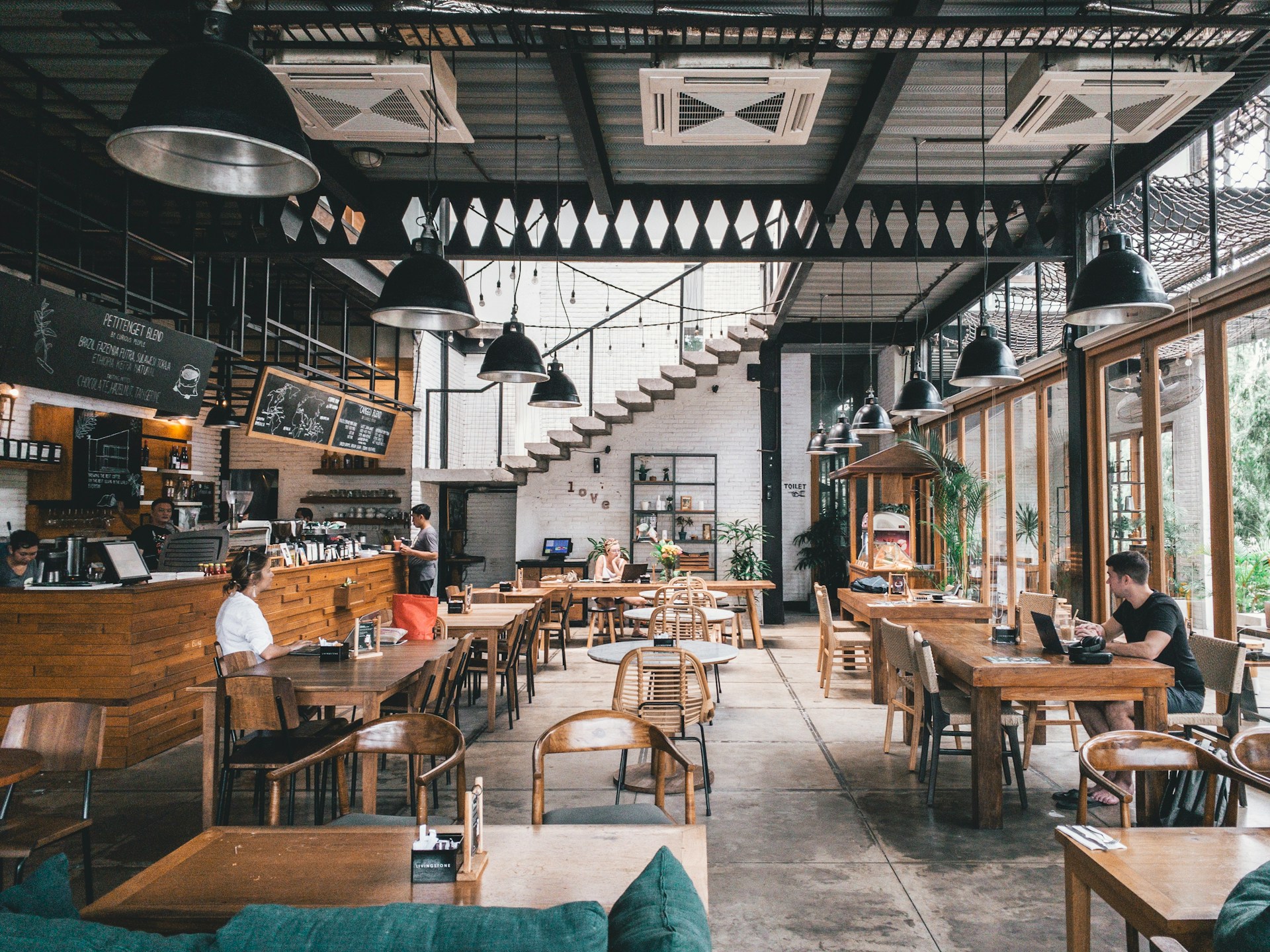 Mag een Belgisch hotel of restaurant cash weigeren?