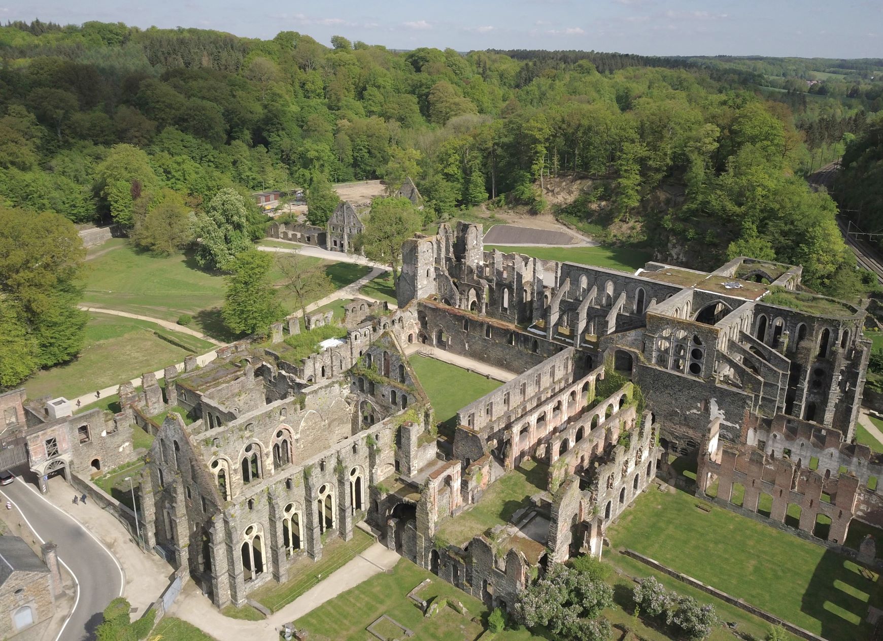 Villers-la-Ville : une abbaye à visiter du bout des doigts, littéralement !