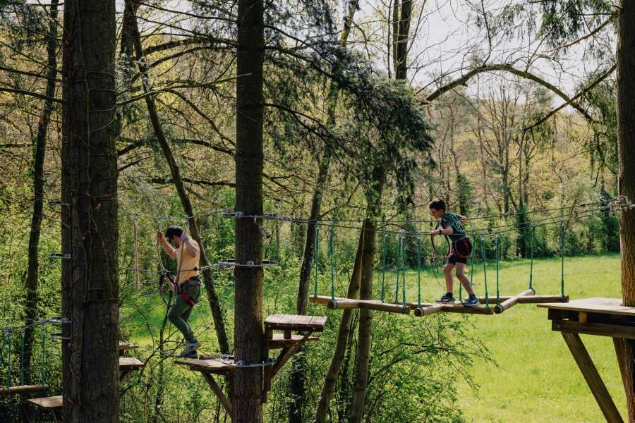 Domaine des grottes de Han