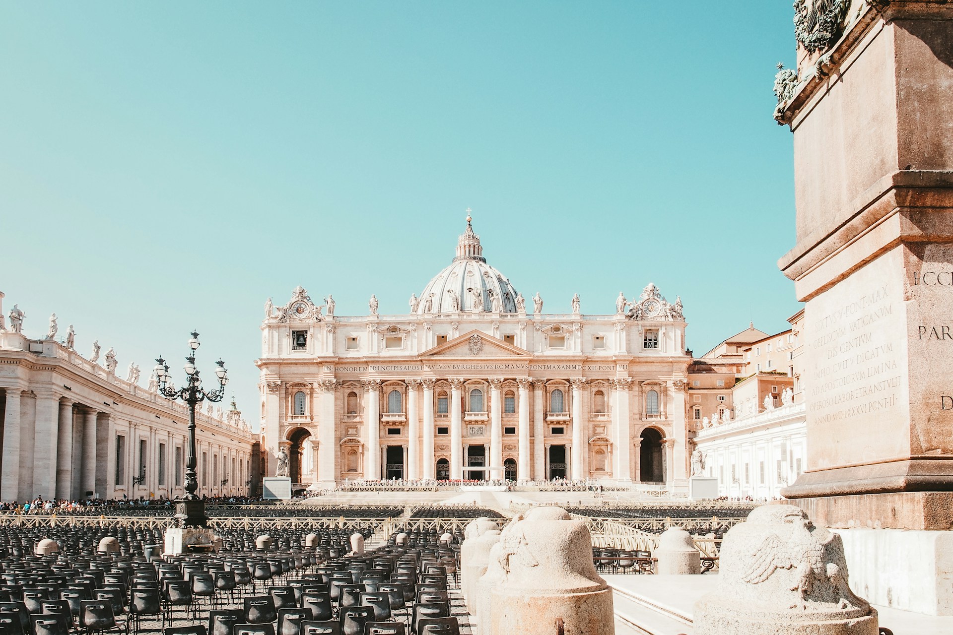 Mini-staat, maxi geheimen: 5 verrassende feiten over het Vaticaan