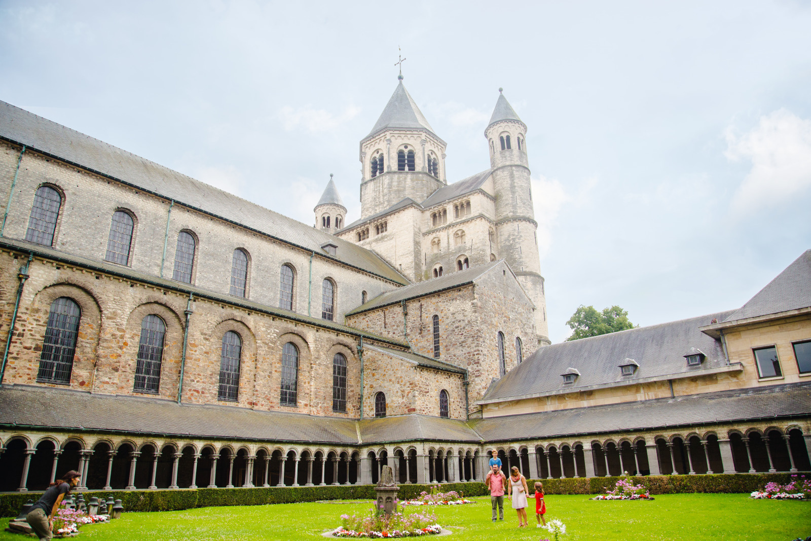 Nivelles - Collegiale Sainte-Gertrude - cloitre