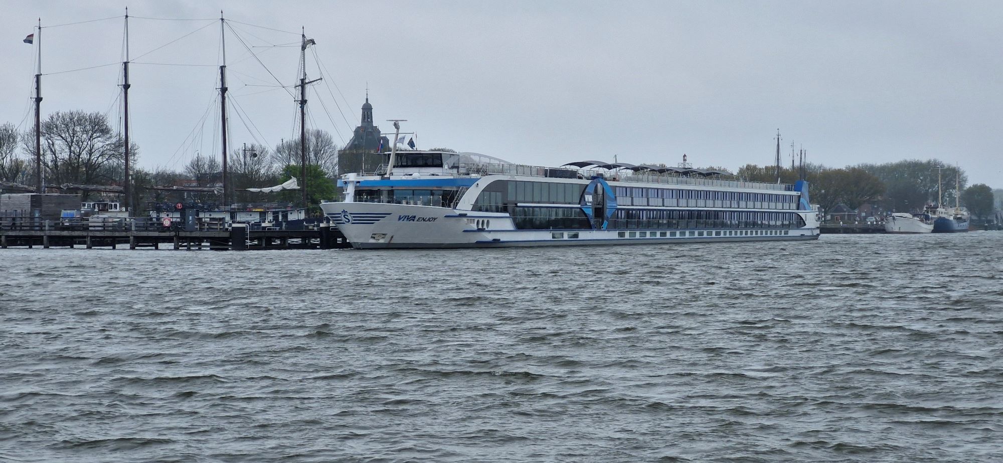 Viva Cruise