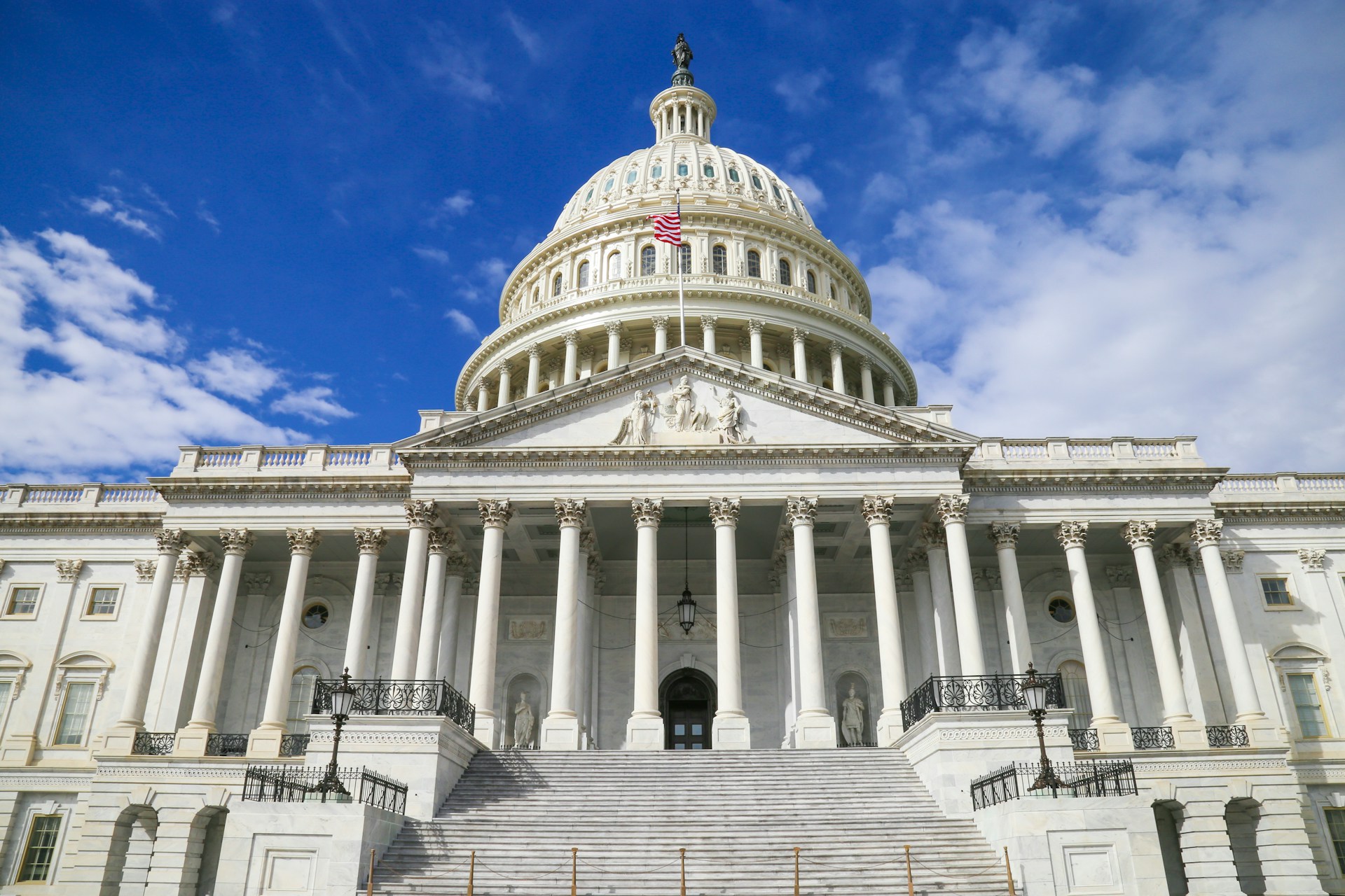 États-Unis : une caution de 15.000 dollars pour certains visas !