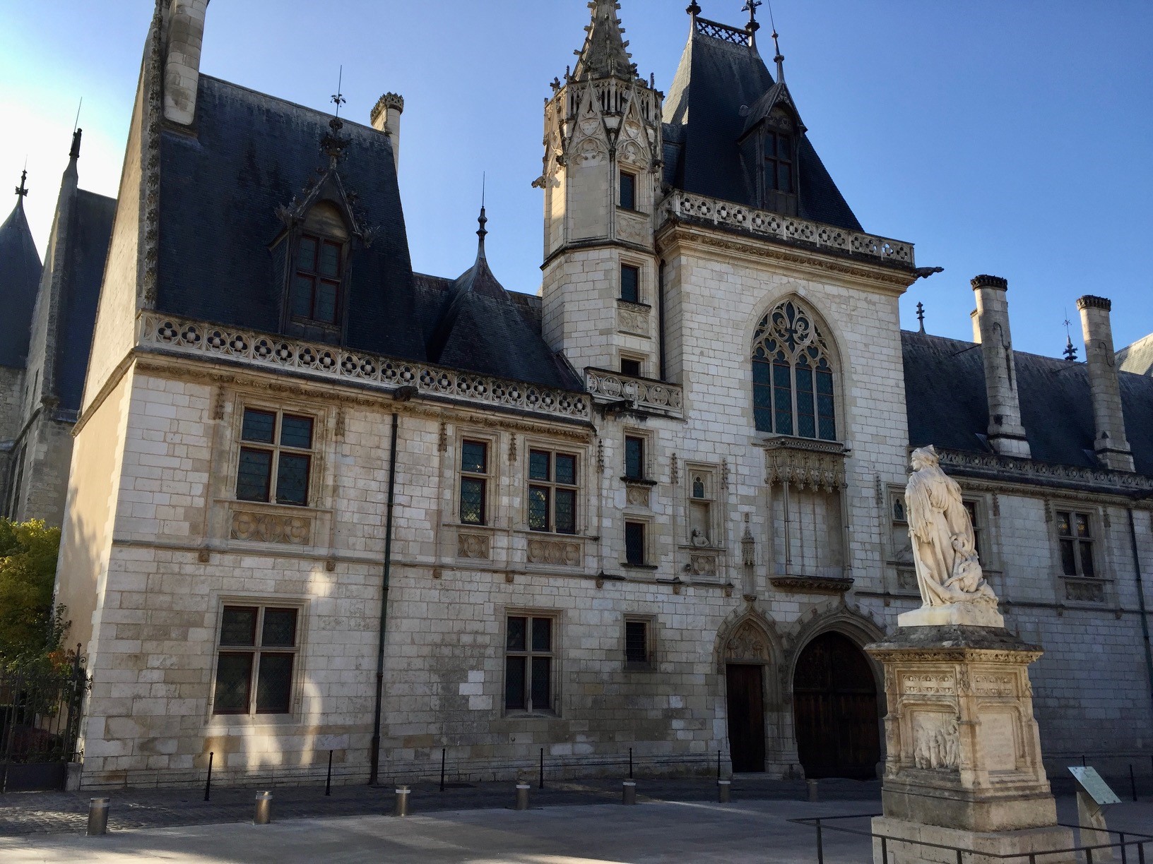 bourges