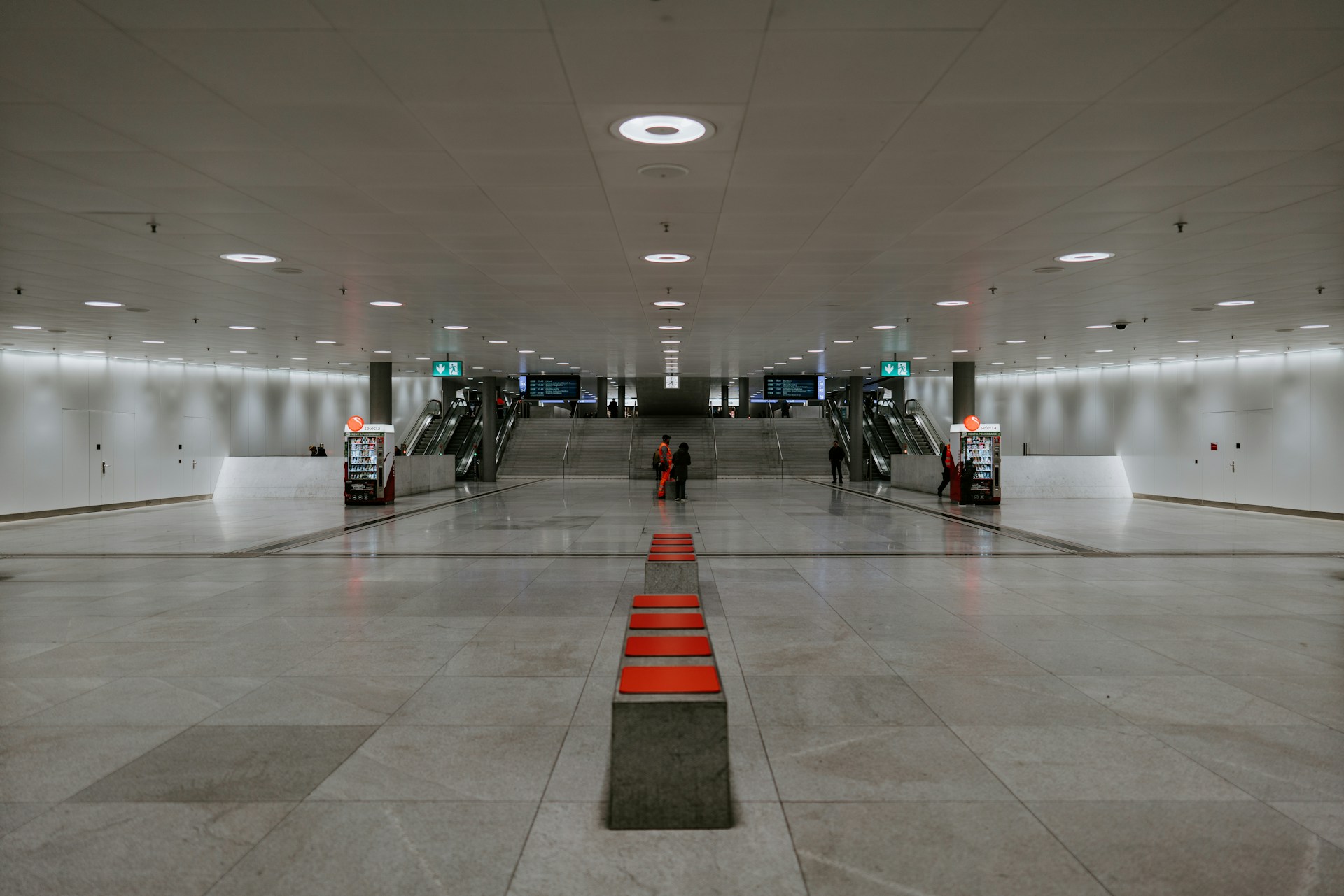 Aéroports intelligents : l’IA va-t-elle mettre fin aux files interminables ?