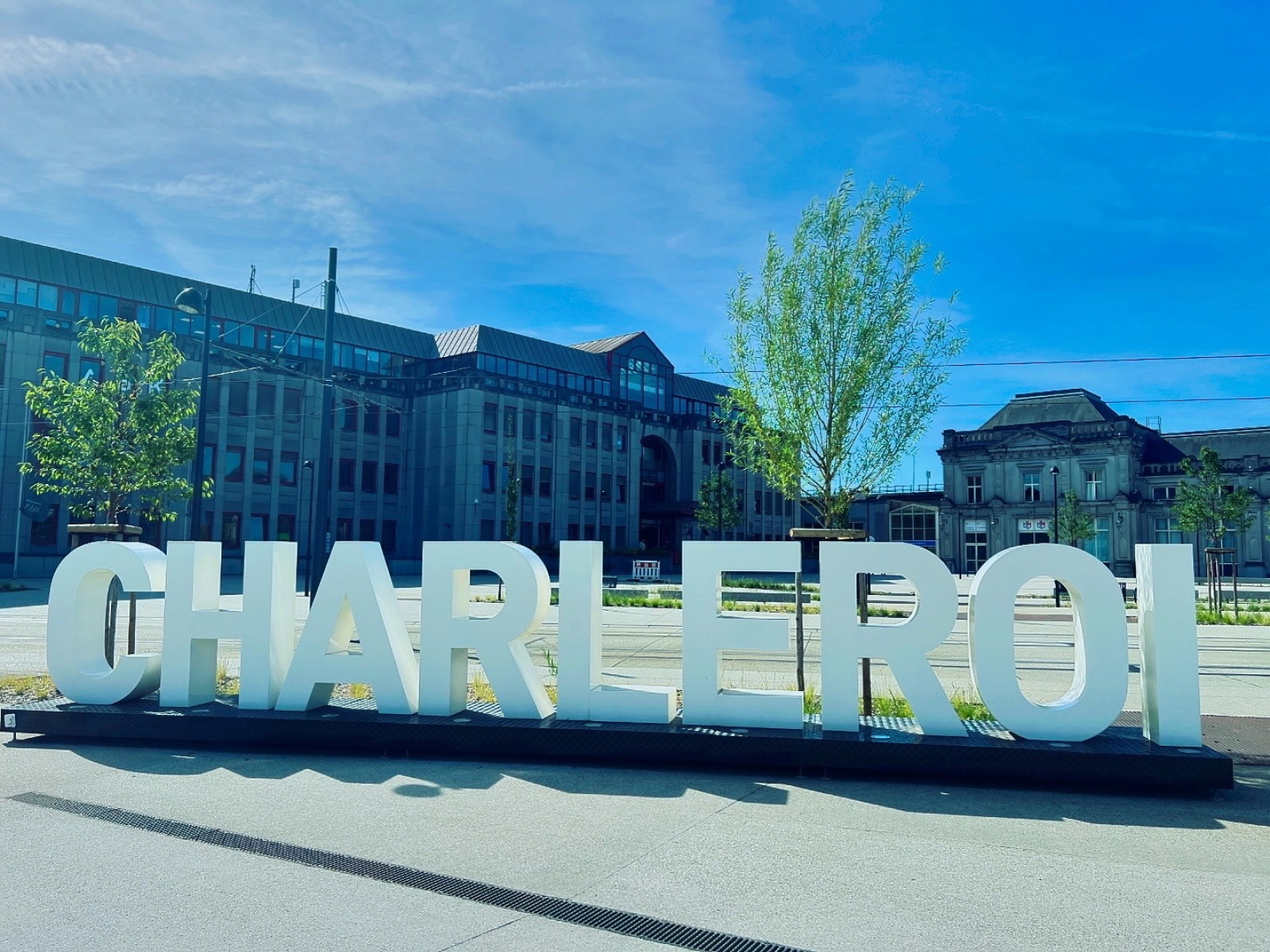 Julie en balade à… Charleroi : « une ville étonnante aux mille visages »