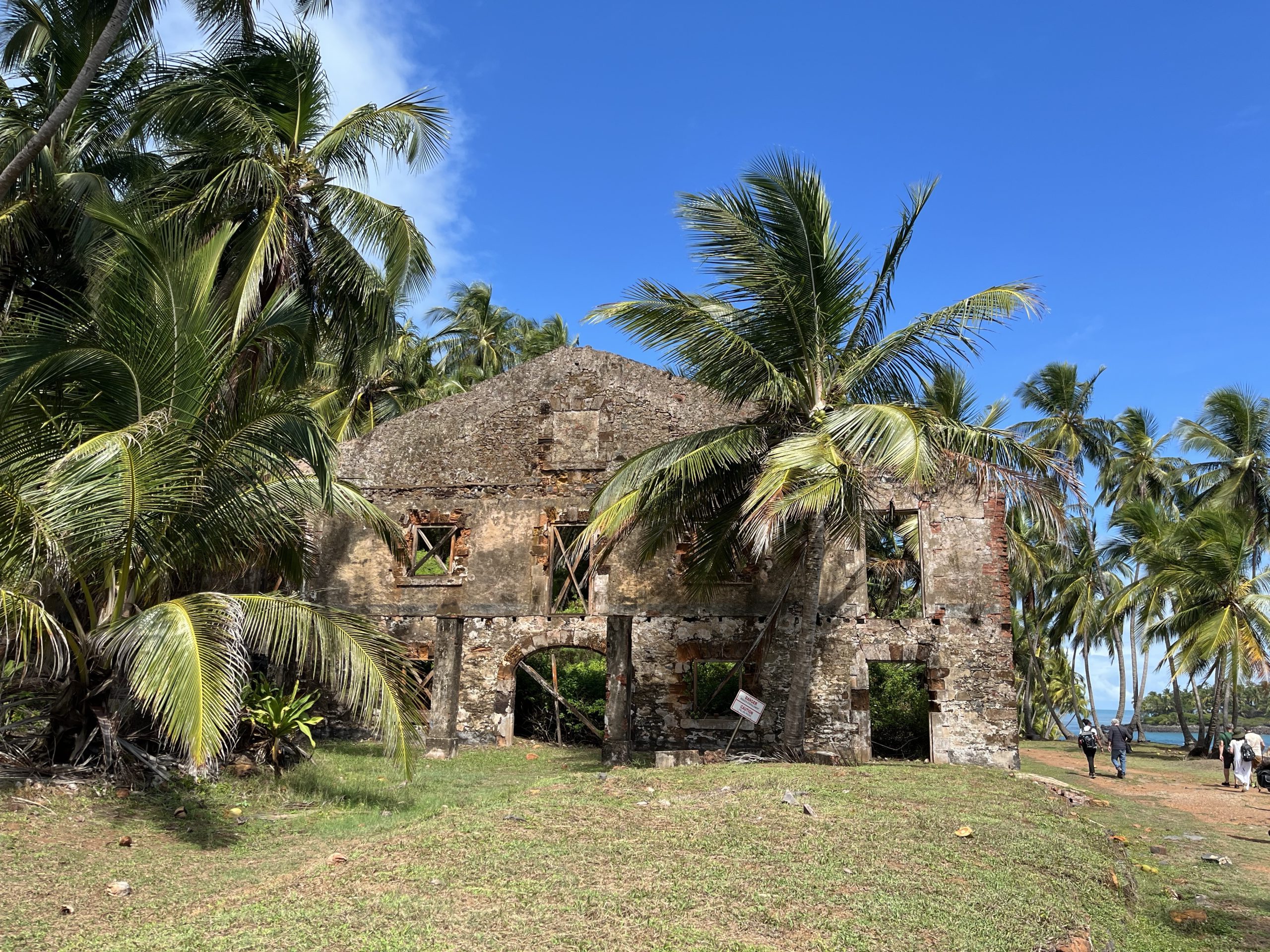 Vestige de bâtiment du pénitencier.