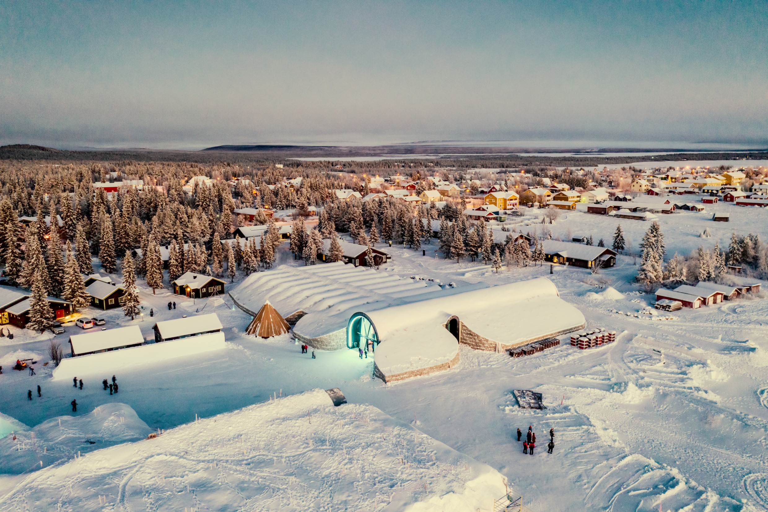 ICEHOTEL en Suède : dormir dans une œuvre d’art… à -5 °C, ça vous tente ?
