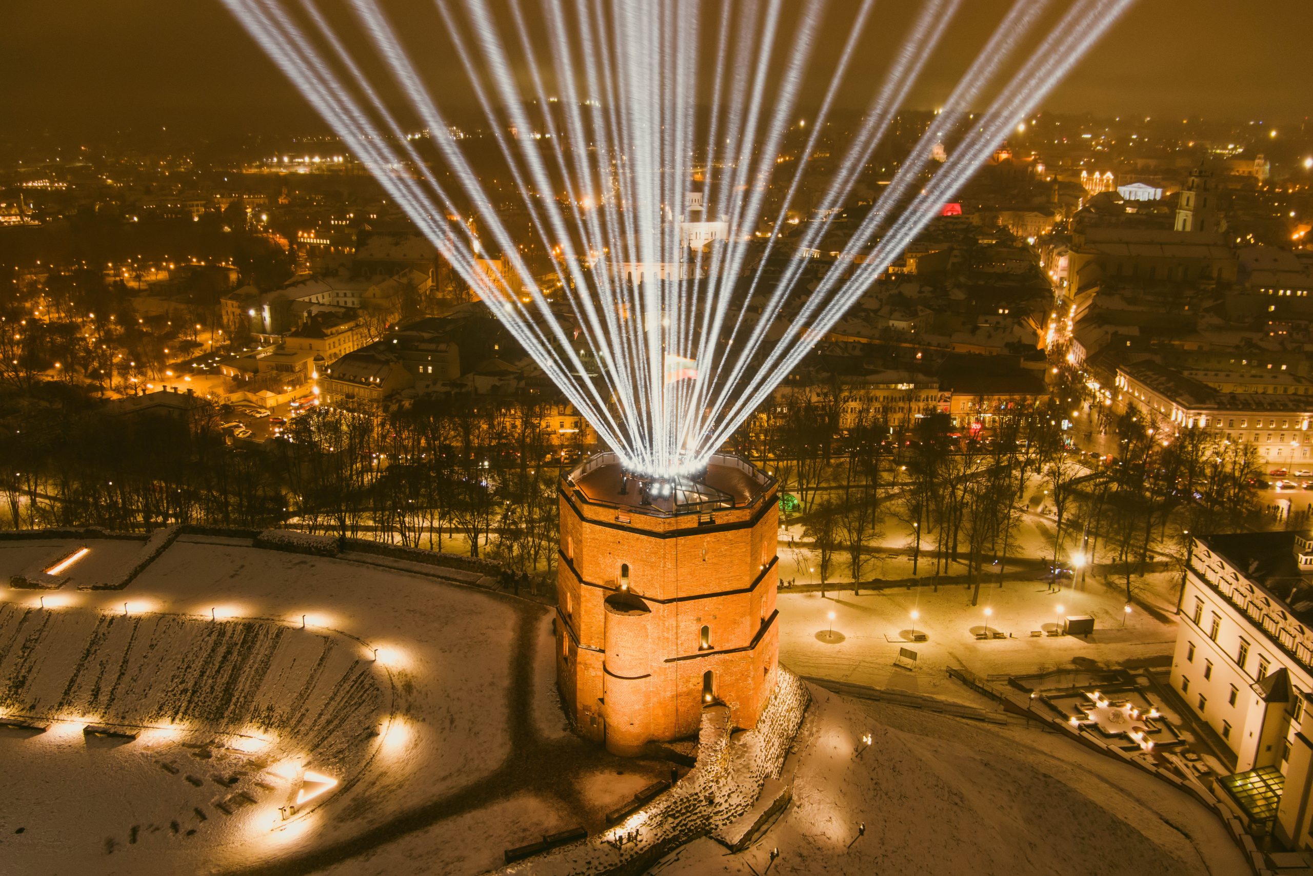 Vilnius: een lichtfestival maakt van het stadscentrum pure kunst