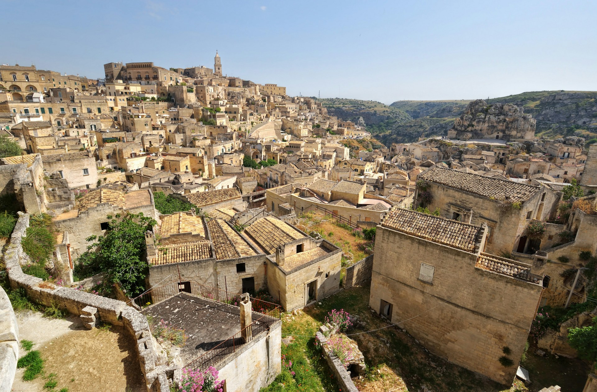 Basilicate en juin : guide pratique entre côte ionienne et côte tyrrhénienne