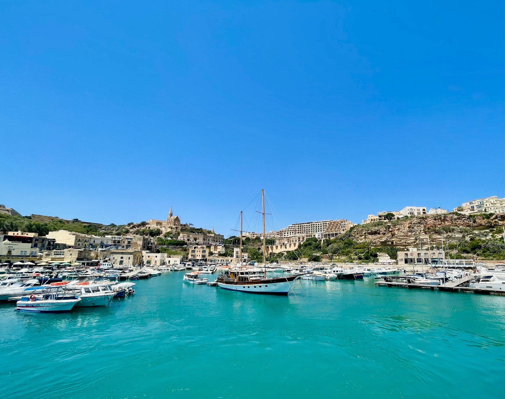 Les « destinations alternatives » : c’est quoi et les Belges en sont-ils friands ?