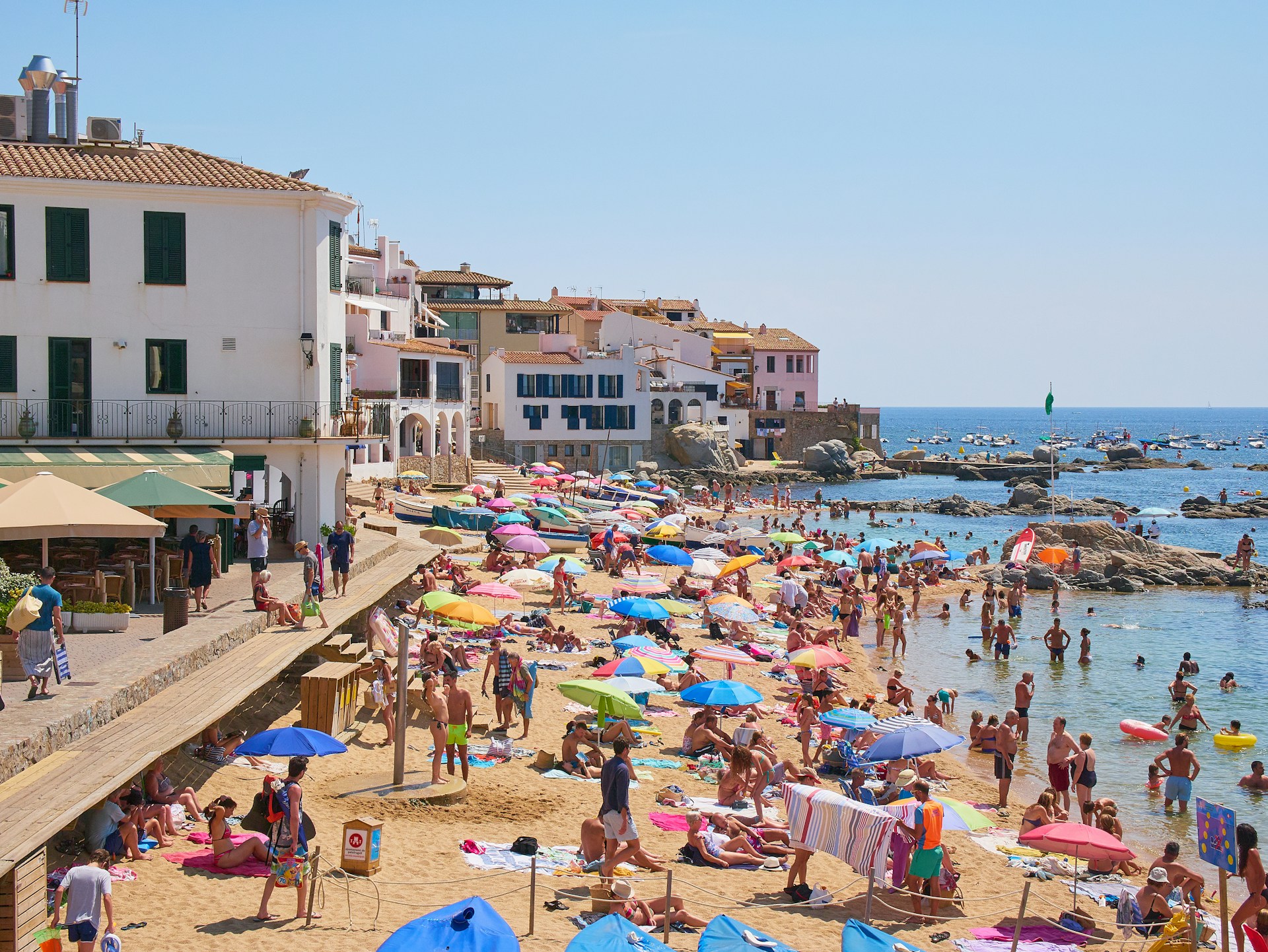 Surtourisme : la Méditerranée souffre en ce début d’été 2026