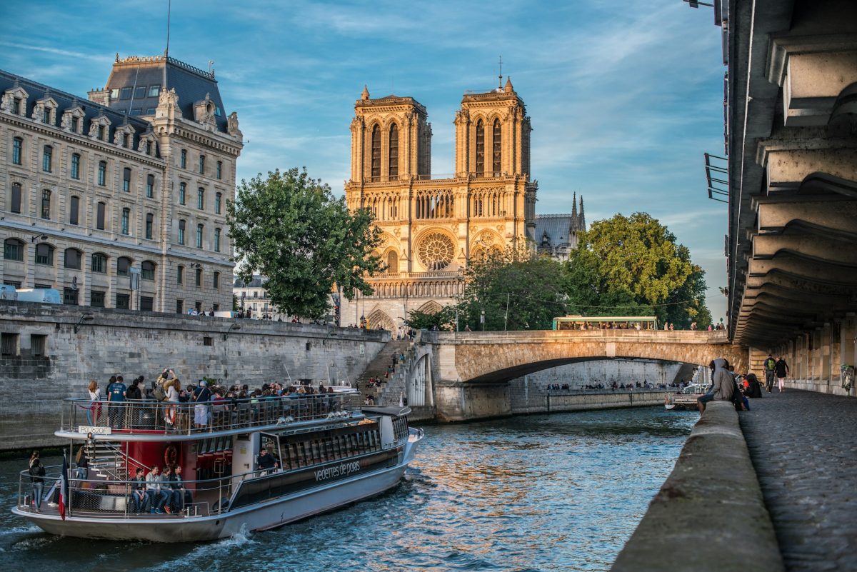 À l’ombre de Notre-Dame, les archéologues ont peut-être retrouvé… les origines de Paris