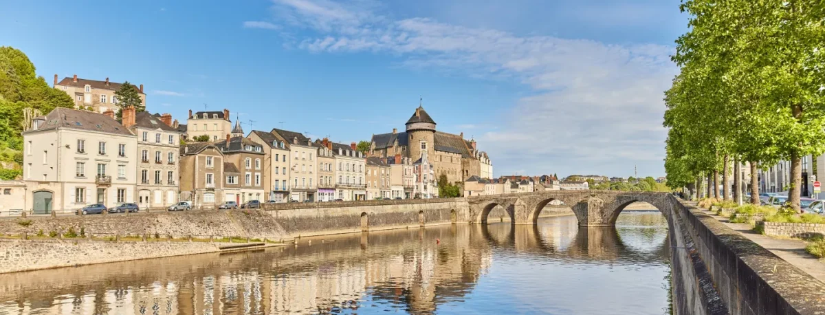 La discrète Laval et sa Cité du Lait
